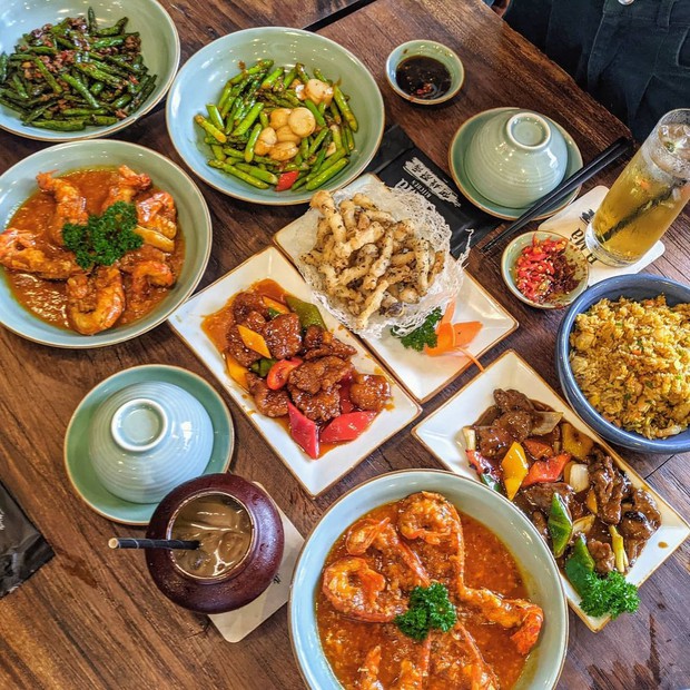 Trấn Thành từng kêu trời không thấu vì nhà hàng vừa khai trương đã dính lô cốt, sau 3 năm kinh doanh tình hình liệu có ổn hơn? - Ảnh 6. Trấn Thành từng kêu trời không thấu vì nhà hàng vừa khai trương đã dính lô cốt, sau 3 năm kinh doanh tình hình liệu có ổn hơn? - Ảnh 6.