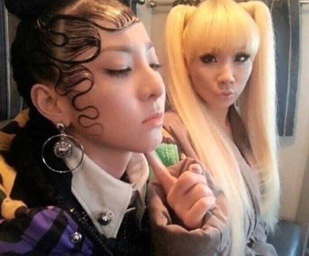 Trời ơi bão táp mưa sa, Dara là chị, em là Yeji - Mặt xinh thì để làm chi, để stylist dìm tạo hình khó coi! - Ảnh 5.