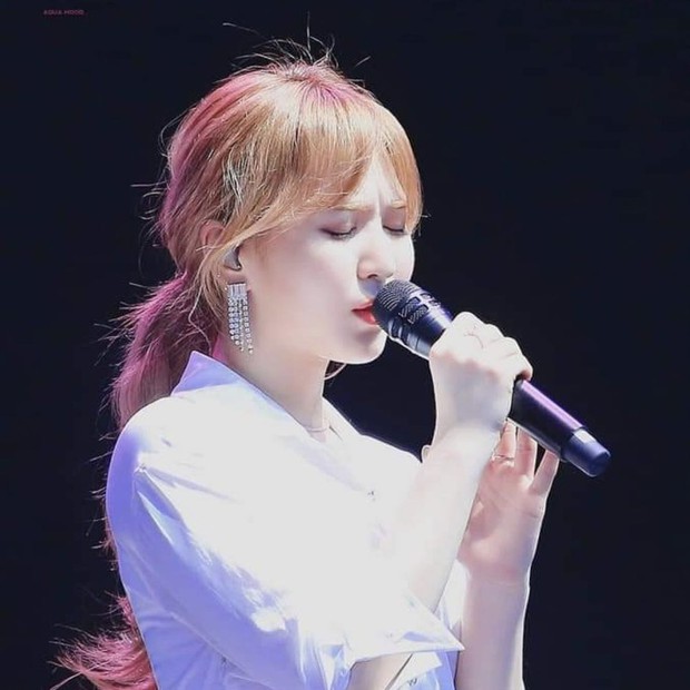 Hội idol biết tuốt của Kpop: Wendy (Red Velvet) chuẩn con nhà người ta, nam thần Gen 3 hoàn hảo như bước ra từ truyện tranh - Ảnh 22. Hội idol biết tuốt của Kpop: Wendy (Red Velvet) chuẩn con nhà người ta, nam thần Gen 3 hoàn hảo như bước ra từ truyện tranh - Ảnh 22.