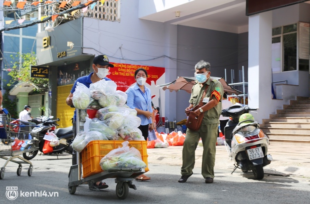 Combo đi chợ hộ siêu rẻ diễn ra ở quận Phú Nhuận: 150 ngàn có ngay 2 ký thịt tặng kèm rau củ, được ship tận cửa nhà - Ảnh 8. Combo đi chợ hộ siêu rẻ diễn ra ở quận Phú Nhuận: 150 ngàn có ngay 2 ký thịt tặng kèm rau củ, được ship tận cửa nhà - Ảnh 8.