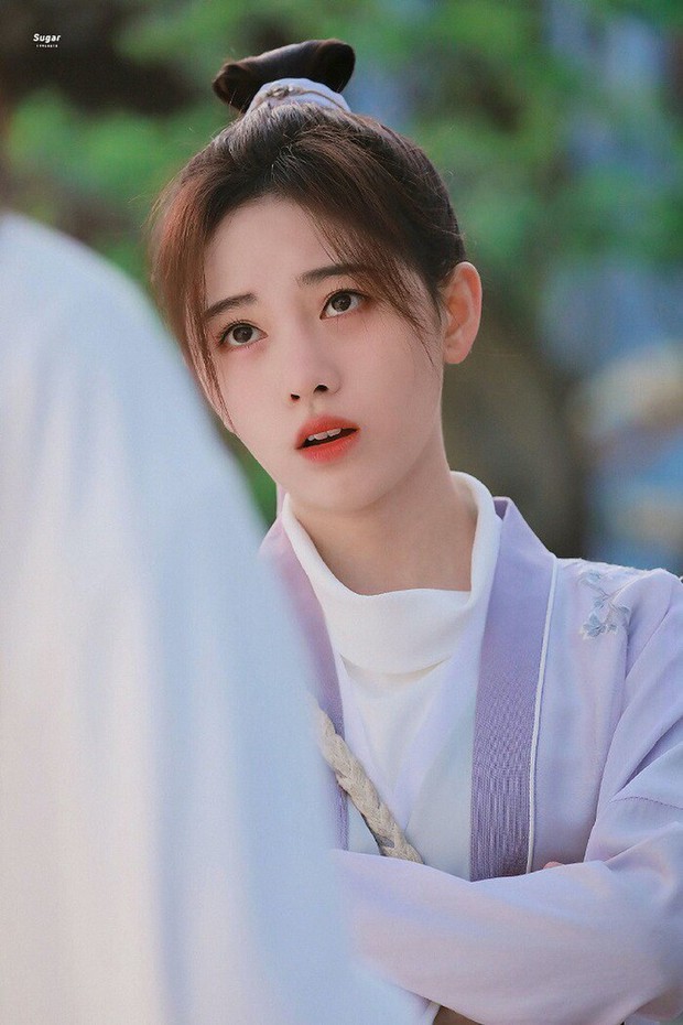 Lộ tạo hình giả nam đỉnh cao nhất phim Hàn, Cúc Tịnh Y bỗng bị netizen réo tên vào đây mà học tập - Ảnh 6. Lộ tạo hình giả nam đỉnh cao nhất phim Hàn, Cúc Tịnh Y bỗng bị netizen réo tên vào đây mà học tập - Ảnh 6.