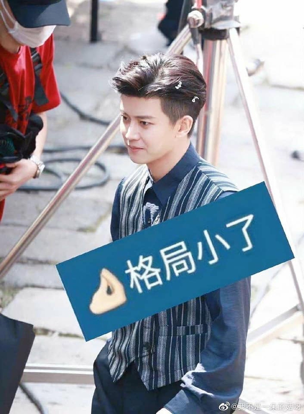 Nhậm Gia Luân vuốt tóc bảnh tỏn muốn xỉu ở phim mới, nhìn vào đố ai biết đã cưới vợ rồi? - Ảnh 4. Nhậm Gia Luân vuốt tóc bảnh tỏn muốn xỉu ở phim mới, nhìn vào đố ai biết đã cưới vợ rồi? - Ảnh 4.