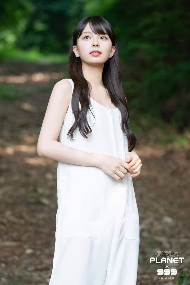 Top 1 Girls Planet 999 hiện tại: Idol Nhật Bản toàn năng, nghi vấn gia thế khủng, truyền nhân tóc mái của Lisa - Ảnh 1. Top 1 Girls Planet 999 hiện tại: Idol Nhật Bản toàn năng, nghi vấn gia thế khủng, truyền nhân tóc mái của Lisa - Ảnh 1.