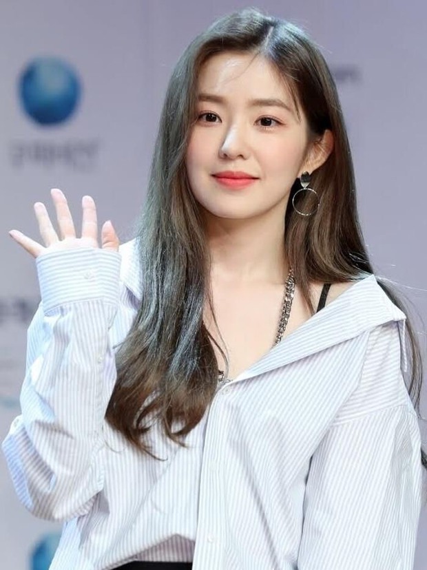 Tá hỏa hình ảnh Irene (Red Velvet) lộ cằm biến dạng và dài nhọn bất thường, đến nữ thần đẹp nhất Kpop giờ cũng dao kéo? - Ảnh 7. Tá hỏa hình ảnh Irene (Red Velvet) lộ cằm biến dạng và dài nhọn bất thường, đến nữ thần đẹp nhất Kpop giờ cũng dao kéo? - Ảnh 7.