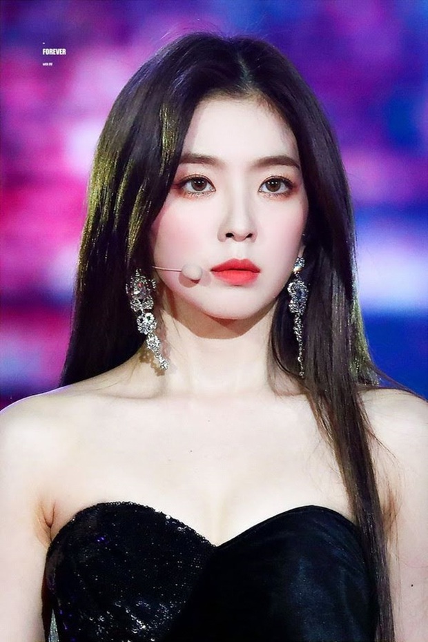 Tá hỏa hình ảnh Irene (Red Velvet) lộ cằm biến dạng và dài nhọn bất thường, đến nữ thần đẹp nhất Kpop giờ cũng dao kéo? - Ảnh 5. Tá hỏa hình ảnh Irene (Red Velvet) lộ cằm biến dạng và dài nhọn bất thường, đến nữ thần đẹp nhất Kpop giờ cũng dao kéo? - Ảnh 5.