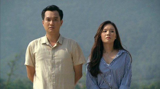 Chẳng hề xấu như Nam (Hương Vị Tình Thân) nhưng váy áo của 3 mỹ nhân này vẫn bị chê tơi tả: Kín hay hở cũng chẳng chịu? - Ảnh 11. Chẳng hề xấu như Nam (Hương Vị Tình Thân) nhưng váy áo của 3 mỹ nhân này vẫn bị chê tơi tả: Kín hay hở cũng chẳng chịu? - Ảnh 11.