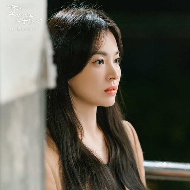 Song Hye Kyo trắng tay dù SBS Drama Awards như đại hội xả cúp, netizen mỉa mai chị hết thời thật rồi - Ảnh 2. Song Hye Kyo trắng tay dù SBS Drama Awards như đại hội xả cúp, netizen mỉa mai chị hết thời thật rồi - Ảnh 2.