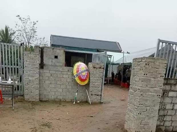 Cháy nhà bất thường trong đêm, bố và con trai hơn 3 tuổi tử vong - Ảnh 1. Cháy nhà bất thường trong đêm, bố và con trai hơn 3 tuổi tử vong - Ảnh 1.