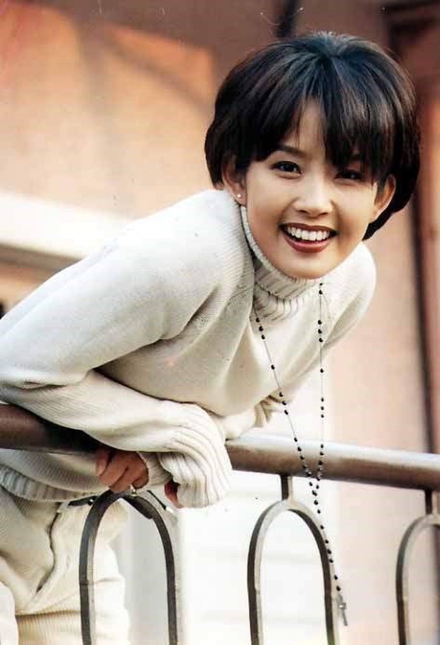 14 năm sau bi kịch Choi Jin Sil tự tử: Con gái nữ minh tinh lột xác xinh như idol, con trai lớn bất ngờ bước vào làng giải trí - Ảnh 9.