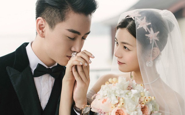 Showbiz có mỹ nhân làm vợ mà tưởng làm mẹ: Đem con lên phim trường thăm chồng, lại bị chồng coi như... nhân viên? - Ảnh 5. Showbiz có mỹ nhân làm vợ mà tưởng làm mẹ: Đem con lên phim trường thăm chồng, lại bị chồng coi như... nhân viên? - Ảnh 5.