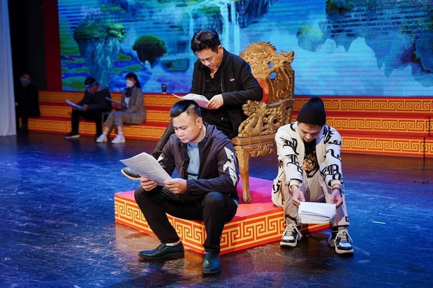 Thực hư việc Duy Khánh tham gia Táo Quân 2022: Hóa ra không như mọi người lầm tưởng! - Ảnh 2. Thực hư việc Duy Khánh tham gia Táo Quân 2022: Hóa ra không như mọi người lầm tưởng! - Ảnh 2.