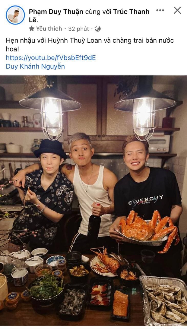 Jun Phạm chụp hình cùng Gil Lê nhưng lại nhắc tên... Hoàng Thùy Linh? - Ảnh 1. Jun Phạm chụp hình cùng Gil Lê nhưng lại nhắc tên... Hoàng Thùy Linh? - Ảnh 1.