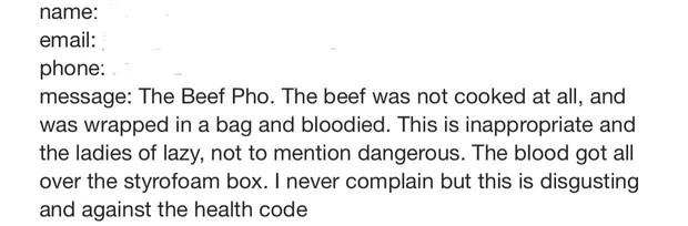 Sốc: Khách Tây chê tiệm phở Việt tởm khi thấy thịt bò chưa được nấu chín, dân mạng phẫn nộ trước lời miêu tả gay gắt - Ảnh 3.