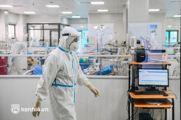 Tròn 2 năm phát hiện ca Covid-19 đầu tiên, Việt Nam vượt 2 triệu ca - Ảnh 2. Tròn 2 năm phát hiện ca Covid-19 đầu tiên, Việt Nam vượt 2 triệu ca - Ảnh 2.