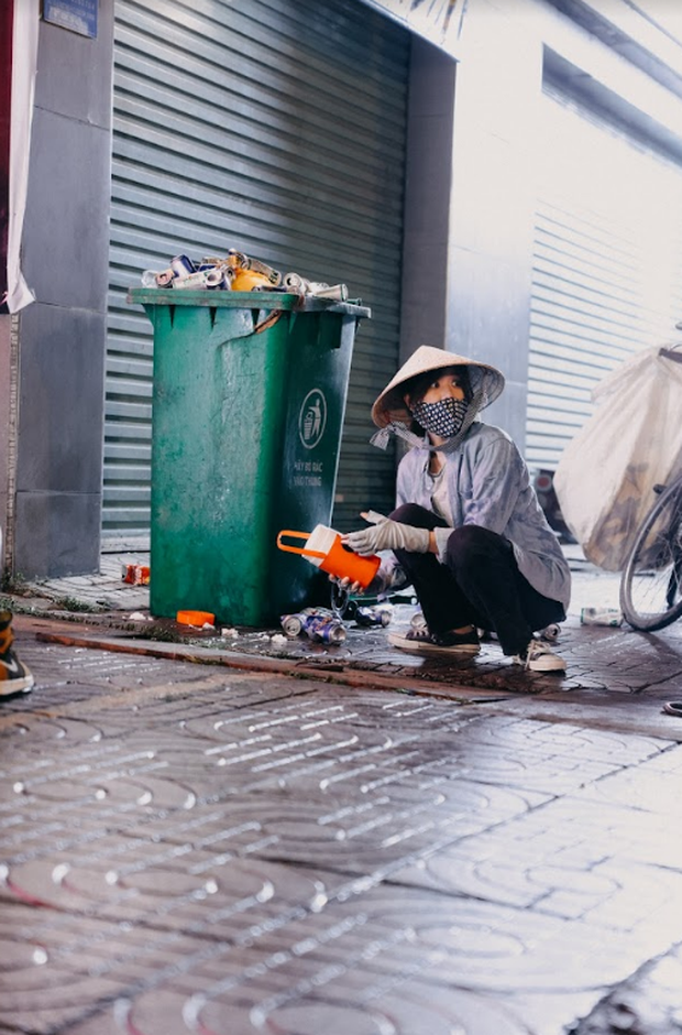 Hari Won phải cực khổ đi nhặt ve chai nhưng vẫn bị bạn trai phản bội vì có sugar mommy, rồi Trấn Thành bất ngờ xuất hiện... - Ảnh 3. Hari Won phải cực khổ đi nhặt ve chai nhưng vẫn bị bạn trai phản bội vì có sugar mommy, rồi Trấn Thành bất ngờ xuất hiện... - Ảnh 3.