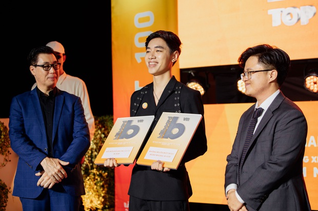 BXH Billboard của Việt Nam chính thức ra mắt: Đen Vâu vượt mặt BTS và Justin Bieber, nhưng có ca khúc ra từ tận năm 2019 vẫn lọt vào top 10? - Ảnh 6. BXH Billboard của Việt Nam chính thức ra mắt: Đen Vâu vượt mặt BTS và Justin Bieber, nhưng có ca khúc ra từ tận năm 2019 vẫn lọt vào top 10? - Ảnh 6.