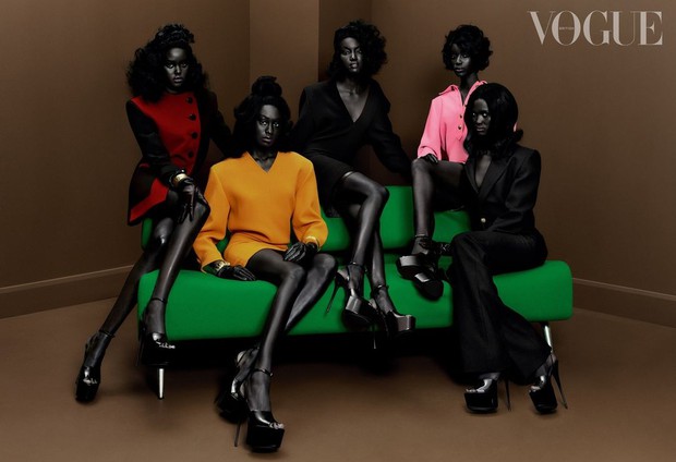 Lần đầu tiên có 9 người mẫu da màu đồng loạt xuất hiện trên bìa Vogue, từng bước xoá bỏ vấn nạn kỳ thị sắc tộc trong thời trang - Ảnh 4. Lần đầu tiên có 9 người mẫu da màu đồng loạt xuất hiện trên bìa Vogue, từng bước xoá bỏ vấn nạn kỳ thị sắc tộc trong thời trang - Ảnh 4.