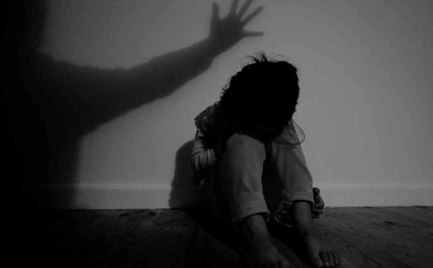 Thấy con gái nổi loạn, về nhà không dám ngủ, người mẹ đi tìm hiểu rồi chết lặng khi nhận về tin nhắn chỉ vỏn vẹn 1 câu - Ảnh 1. Thấy con gái nổi loạn, về nhà không dám ngủ, người mẹ đi tìm hiểu rồi chết lặng khi nhận về tin nhắn chỉ vỏn vẹn 1 câu - Ảnh 1.