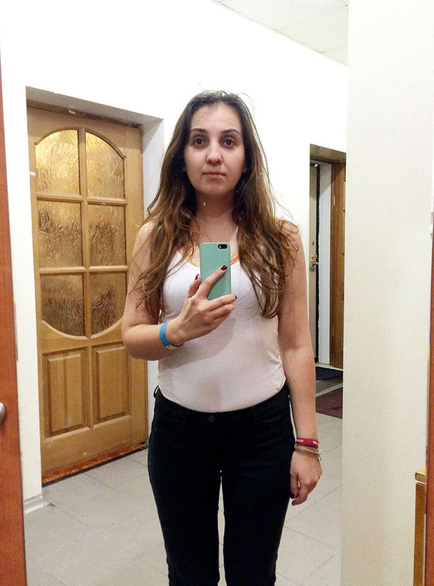 Thử selfie trong phòng thử đồ, blogger thời trang vạch