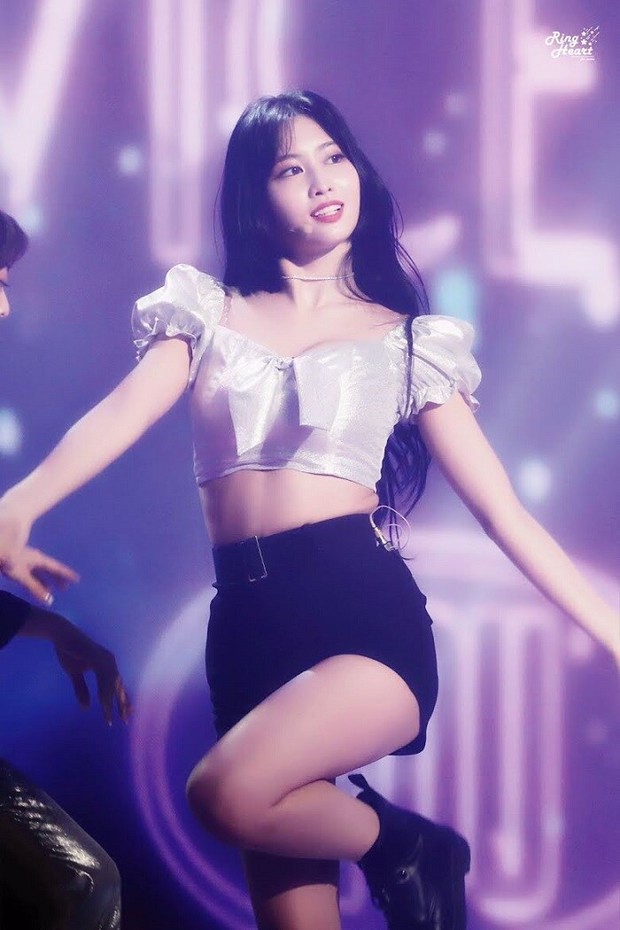 Girlgroup chia line thế nào là ổn nhất: Jennie cân luôn Jisoo (BLACKPINK) làm main vocal, Momo (TWICE) nhảy thôi đừng hát? - Ảnh 11. Girlgroup chia line thế nào là ổn nhất: Jennie cân luôn Jisoo (BLACKPINK) làm main vocal, Momo (TWICE) nhảy thôi đừng hát? - Ảnh 11.