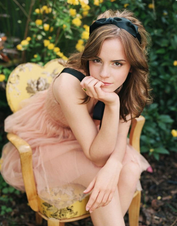 Emma Watson năm 17 tuổi đẹp đến phát điên: Gương mặt thiên thần đốn tim, nhan sắc hoàn hảo ở thời kỳ rực rỡ nhất - Ảnh 4. Emma Watson năm 17 tuổi đẹp đến phát điên: Gương mặt thiên thần đốn tim, nhan sắc hoàn hảo ở thời kỳ rực rỡ nhất - Ảnh 4.