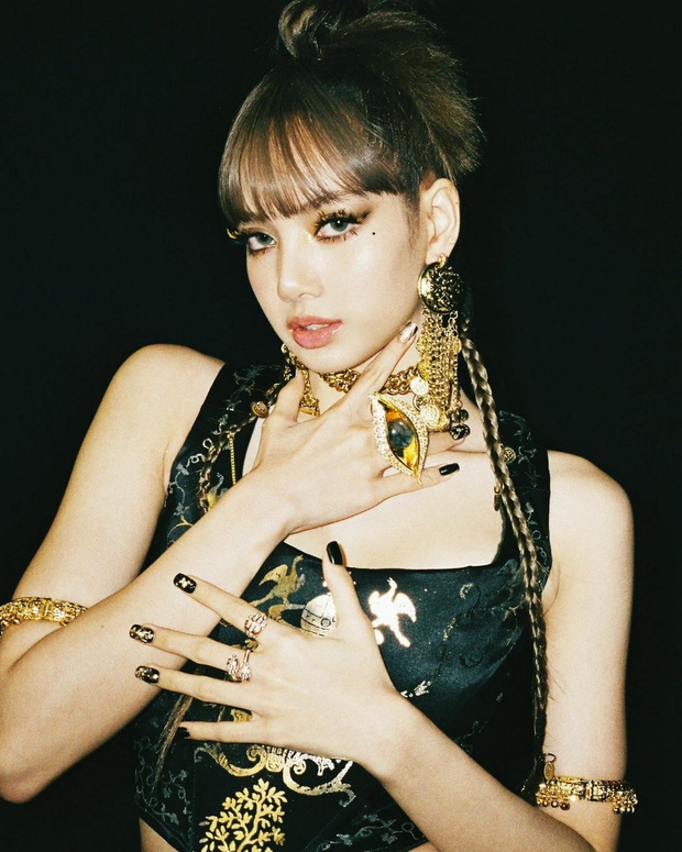 Fancam của V (BTS) tạo viral cực khủng vì 1 lý do, đánh bại luôn ông hoàng bà chúa Jungkook - Lisa! - Ảnh 7.