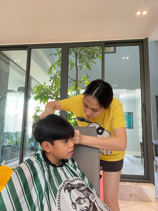 Cường Đô La tiết lộ thú vui của ái nữ nhà tài phiệt, nhìn sang Subeo mới thấy 1 chi tiết vượt mặt bố đại gia! - Ảnh 6. Cường Đô La tiết lộ thú vui của ái nữ nhà tài phiệt, nhìn sang Subeo mới thấy 1 chi tiết vượt mặt bố đại gia! - Ảnh 6.