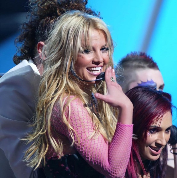 Britney Spears tạm biệt iPhone đời Tống, vừa tậu về iPhone kén người mua nhất thế giới! - Ảnh 1.