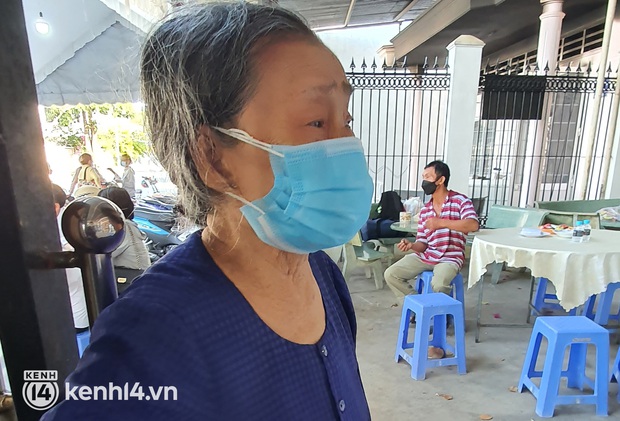 Màn kịch gian xảo của nữ sinh viên hạ độc cha: Khóc lóc lao ra khỏi đám cháy, nói dối cha đi Hà Nội 1 tháng mới về - Ảnh 3. Màn kịch gian xảo của nữ sinh viên hạ độc cha: Khóc lóc lao ra khỏi đám cháy, nói dối cha đi Hà Nội 1 tháng mới về - Ảnh 3.