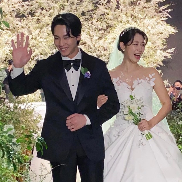 Lee Min Ho xúng xính dự đám cưới tình cũ Park Shin Hye, netizen gợi ý hát hit Vpop 3 chữ bắt trúng tim đen - Ảnh 2.