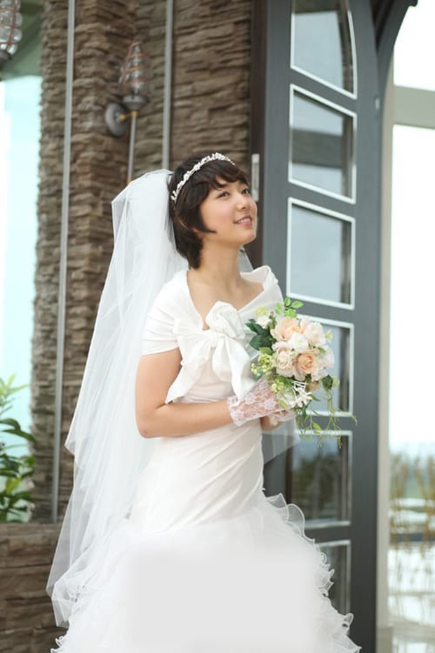Trước đám cưới, Park Shin Hye 3 lần làm cô dâu trên phim nhưng chưa bao giờ đẹp bằng khi đứng cạnh Choi Tae Joon - Ảnh 3.
