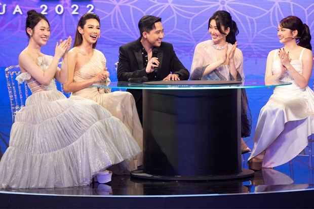Hoa hậu Thùy Tiên, Thúy Ngân, Kaity Nguyễn, Khánh Vy cùng đọ sắc tại Sóng 22 - Ảnh 1.