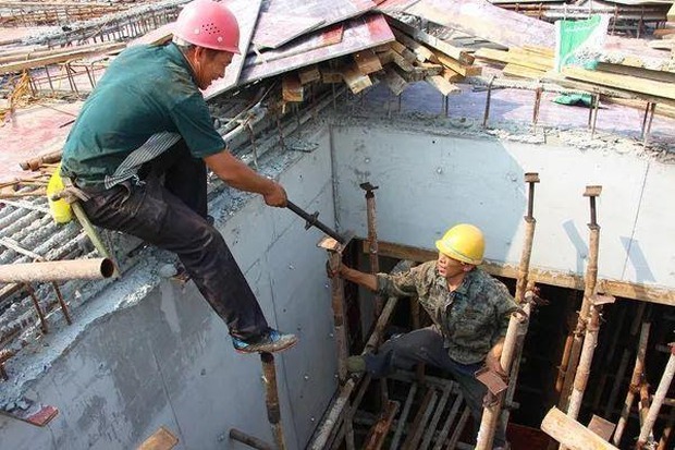 Người đàn ông dương tính với HPV, bác sĩ nhắc nhở: nên tránh một nơi, hai vật dụng không nên sử dụng chung - Ảnh 1. Người đàn ông dương tính với HPV, bác sĩ nhắc nhở: nên tránh một nơi, hai vật dụng không nên sử dụng chung - Ảnh 1.