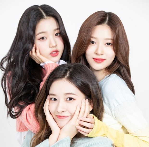 Tam giác visual của SNSD đẳng cấp mãi mận, Wonyoung bất ngờ được réo gọi nhưng lại bị ném đá? - Ảnh 9. Tam giác visual của SNSD đẳng cấp mãi mận, Wonyoung bất ngờ được réo gọi nhưng lại bị ném đá? - Ảnh 9.