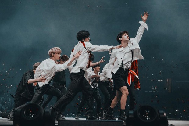 Knet gọi tên nhóm nhạc hát nhép: aespa và IVE chung một hội, đàn em BTS là đại thảm hoạ? - Ảnh 8. Knet gọi tên nhóm nhạc hát nhép: aespa và IVE chung một hội, đàn em BTS là đại thảm hoạ? - Ảnh 8.