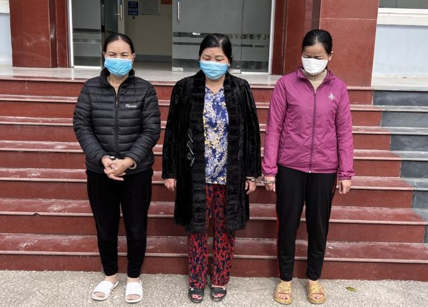 Nghệ An: Triệt xóa “ổ nhóm” nữ đánh bạc gần 200 tỷ đồng - Ảnh 2. Nghệ An: Triệt xóa “ổ nhóm” nữ đánh bạc gần 200 tỷ đồng - Ảnh 2.