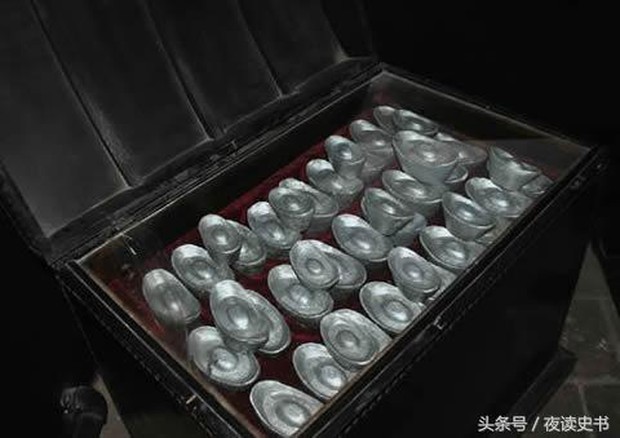 Lương bổng của Bao Thanh Thiên đáng bao nhiêu tiền trong thời nay? Con số khiến hậu nhân phải há hốc mồm nhưng vẫn chưa xứng với công lao của ông - Ảnh 3. Lương bổng của Bao Thanh Thiên đáng bao nhiêu tiền trong thời nay? Con số khiến hậu nhân phải há hốc mồm nhưng vẫn chưa xứng với công lao của ông - Ảnh 3.