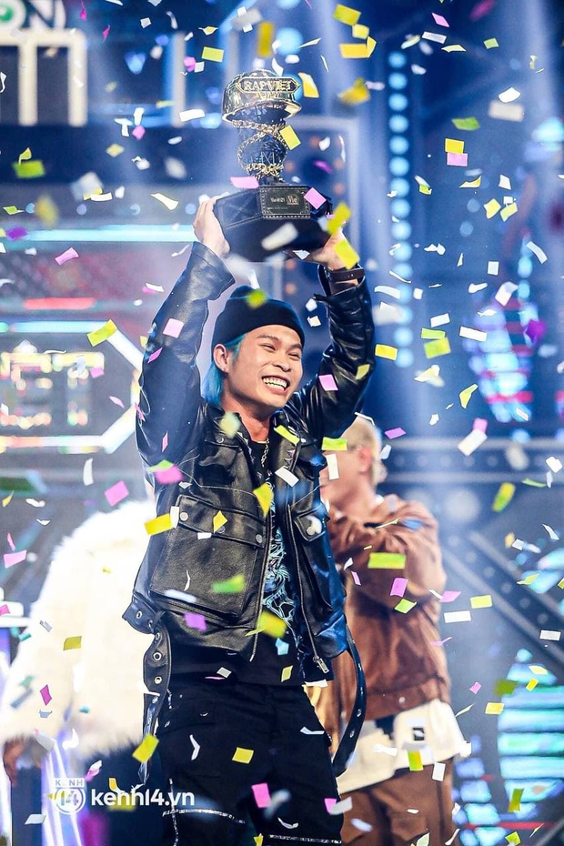 Nóng: Seachains team Karik chính thức đăng quang Quán quân Rap Việt mùa 2! - Ảnh 6.