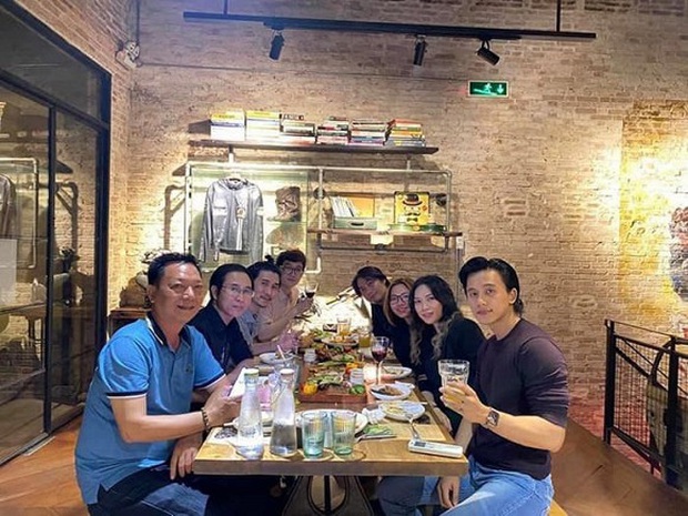 HOT: Team qua đường bắt tại trận Mai Tài Phến về nhà Mỹ Tâm ăn Tết? - Ảnh 6. HOT: Team qua đường bắt tại trận Mai Tài Phến về nhà Mỹ Tâm ăn Tết? - Ảnh 6.