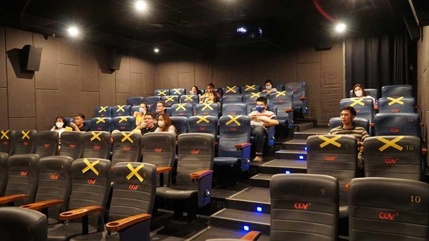 NÓNG: Bộ Văn hóa đề xuất mở lại rạp chiếu phim trên cả nước từ 31/1, netizen hồ hởi Tết này quá đã rồi! - Ảnh 3.