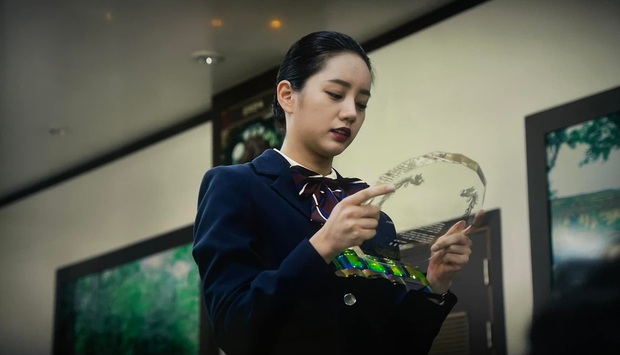 Loạt khoảnh khắc rút cạn nước mắt khán giả ở Reply 1988: Nhớ lại cảnh Jung Hwan tỏ tình hụt mà tới giờ vẫn ức - Ảnh 19. Loạt khoảnh khắc rút cạn nước mắt khán giả ở Reply 1988: Nhớ lại cảnh Jung Hwan tỏ tình hụt mà tới giờ vẫn ức - Ảnh 19.