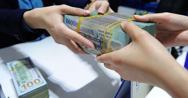 Qua Tết Dương lịch, gửi tiền ngân hàng nào để có lãi suất cao nhất? - Ảnh 1. Qua Tết Dương lịch, gửi tiền ngân hàng nào để có lãi suất cao nhất? - Ảnh 1.