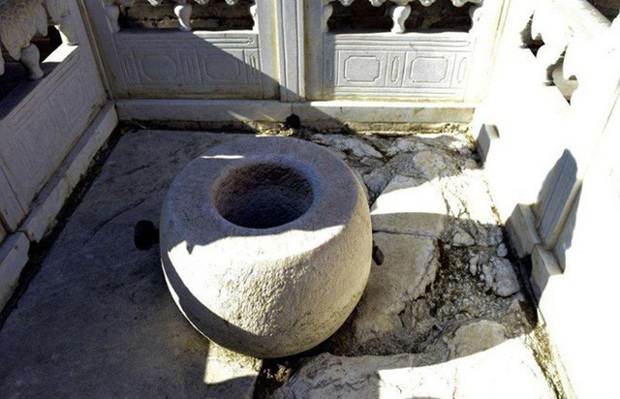 Tử Cấm Thành có hơn 70 giếng nước trong nhưng 500 năm không ai dám uống, lý do đằng sau bóc trần sự tàn khốc của cả một thời đại - Ảnh 3.