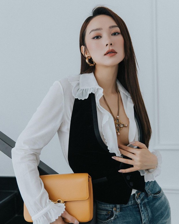Góc trong sáng: Bàn tay Minh Hằng đẹp thế nhỉ! - Ảnh 4. Góc trong sáng: Bàn tay Minh Hằng đẹp thế nhỉ! - Ảnh 4.