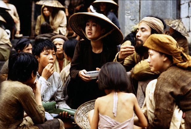 3 lần Hollywood khẳng định Việt Nam đẹp quá đi thôi: Ưng mắt từ con người đến văn hoá, mê mệt công chúa Disney gốc Việt! - Ảnh 4. 3 lần Hollywood khẳng định Việt Nam đẹp quá đi thôi: Ưng mắt từ con người đến văn hoá, mê mệt công chúa Disney gốc Việt! - Ảnh 4.