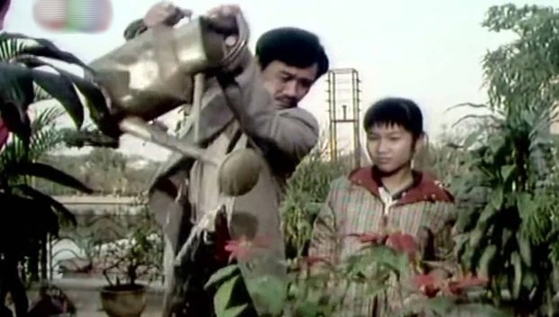 Thổn thức với cảnh Tết xưa trong phim Việt: Đầy ắp hương vị tình thân, xem mà nghẹn ngào nhớ ông bà - Ảnh 3.