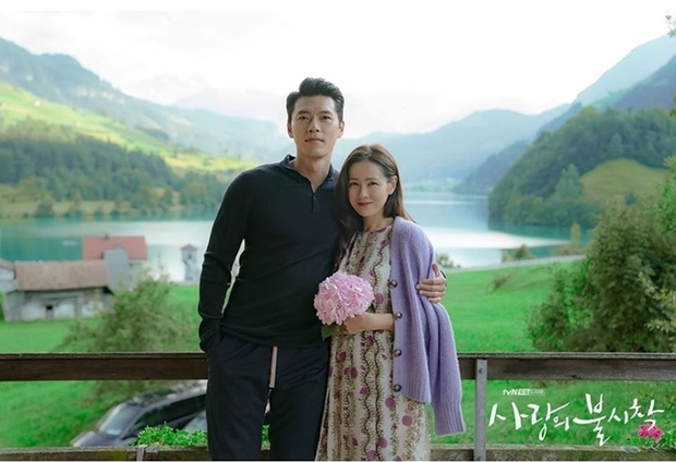 Mới đầu năm, Hyun Bin - Son Ye Jin đã gây bão vì diện mạo mới nhất: Thế này không thành vợ chồng thì hơi lạ! - Ảnh 3.