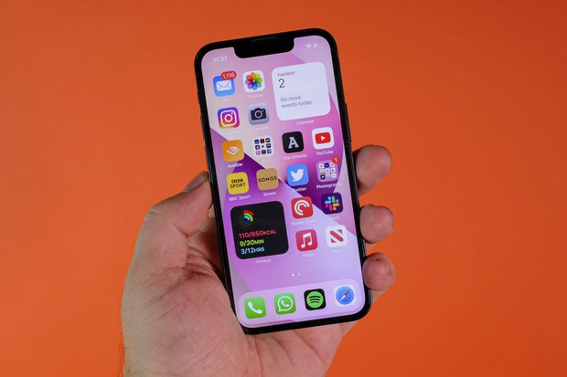 Apple thú nhận lỗi có thể khiến iPhone của người dùng thành “cục gạch” - Ảnh 1.