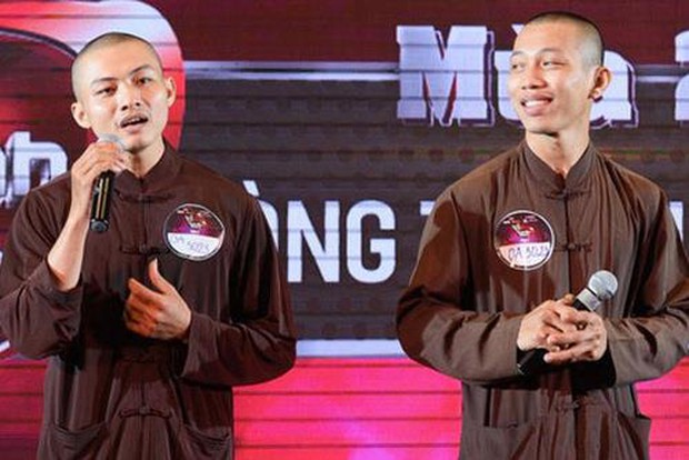 Chân dung 3 đệ tử ruột của Lê Tùng Vân vừa bị khởi tố, bắt tạm giam: Từng tham gia cuộc thi ca hát, thường xuyên khoe thể hình phản cảm - Ảnh 1.
