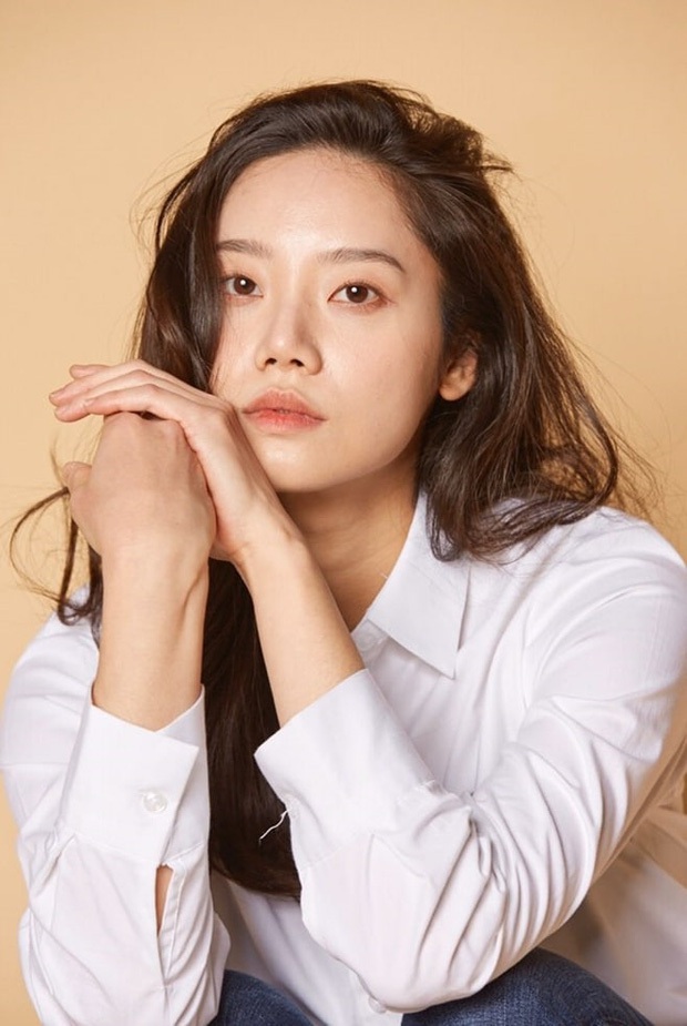 Snowdrop của Jisoo (BLACKPINK) - bông hoa kiên cường nở trong tuyết: Vượt bão tẩy chay, cứu sống một nhà đài! - Ảnh 6. Snowdrop của Jisoo (BLACKPINK) - bông hoa kiên cường nở trong tuyết: Vượt bão tẩy chay, cứu sống một nhà đài! - Ảnh 6.